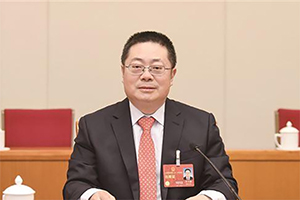 全国人大代表李兴湖：给予新能源公交车运营引导性奖励