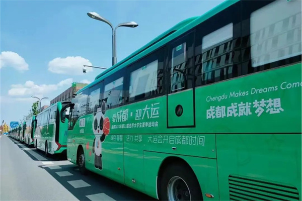 成都公交上新，开启“公交+体育”的跨界融合模式