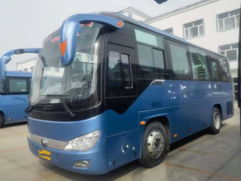 2019年6月 同款四台国五34座北方配置宇通6816客车