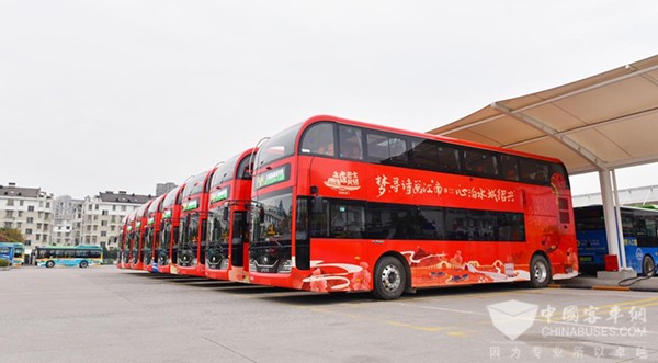 宇通客车 纯电动 双层 旅游观光巴士