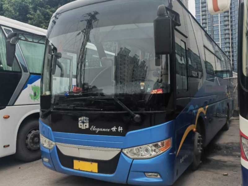 2019年6月 48座国五大高一级中通6117气囊中门车