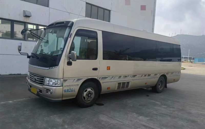 2018年4月 20座非营运4.0豪华版素车考斯特柯斯达