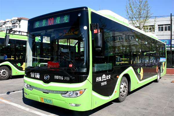 促进“夜经济”发展 丹东市公交集团开通“夜景观光”线路