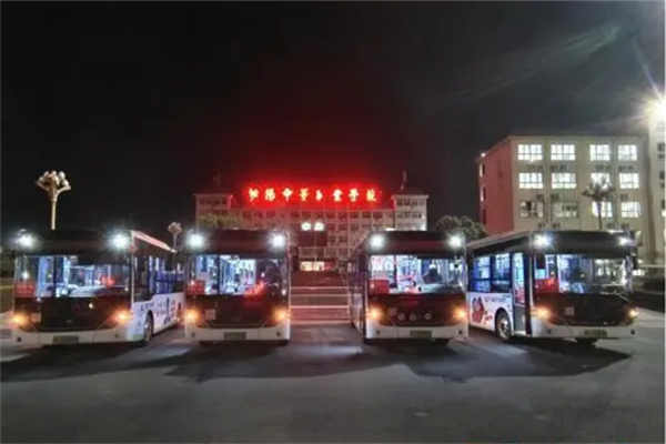 泌阳县公交公司首次开通4条校园定制公交专线