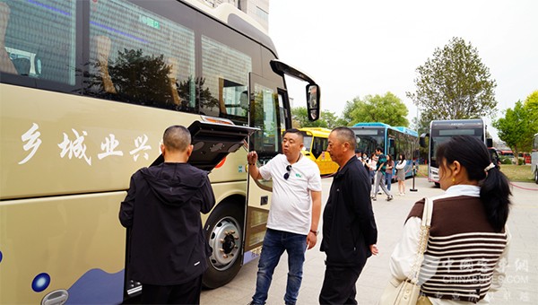福田欧辉客车城间客车 嵩明兴业 城乡公交