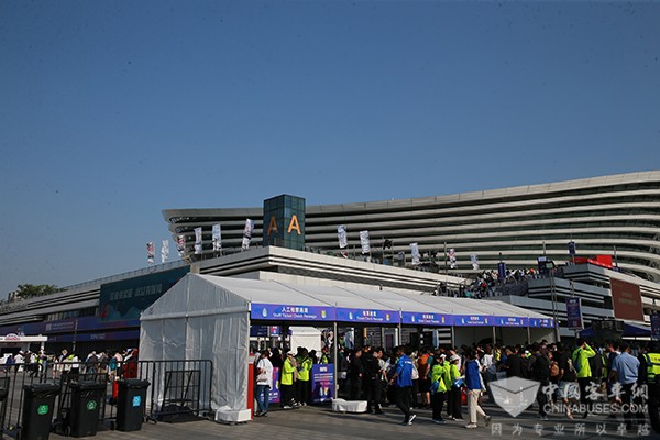 苏州金龙 海格客车 苏迪曼杯 现场交通服务