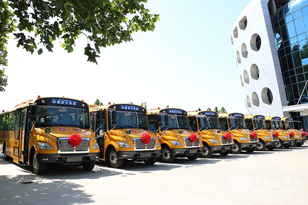 中通客车 国盛校车专业化 校车服务机构