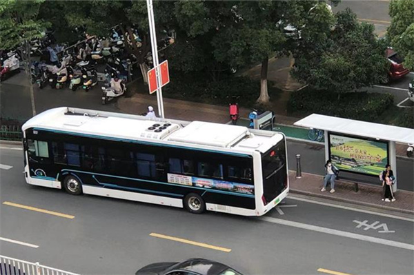 仪式感拉满：池州公交暖心“毕业季”报站祝福火爆网络 