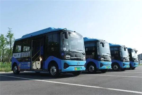 体验车快速乘！池州“网约公交”开通试运营