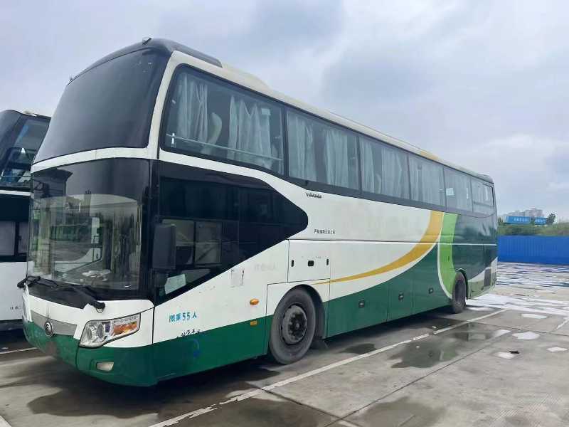 4台国四55座后开门宇通6126气囊车