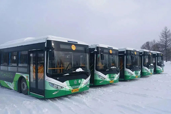 探索高寒“耐低温”解决方案 格力钛在西部城市公交研讨会有话说