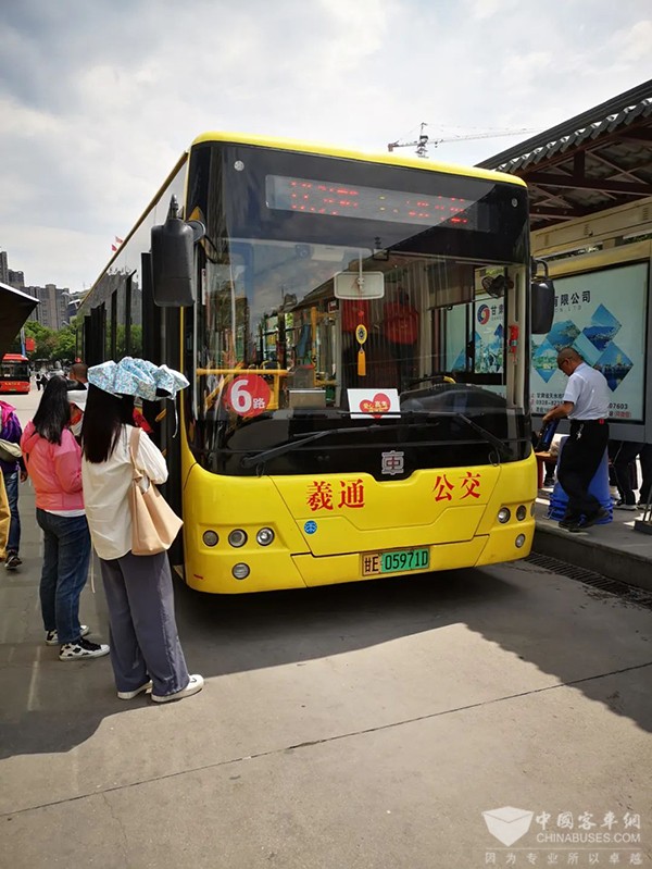 中车电动 新能源客车 护航高考 送考服务