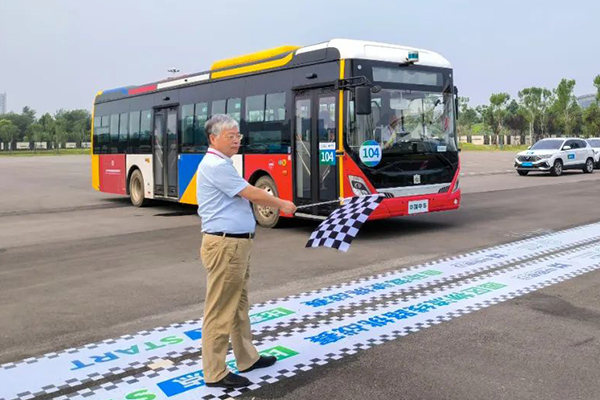 中车电动C12AI脱颖而出 喜获智能网联汽车顶级赛事多项殊荣