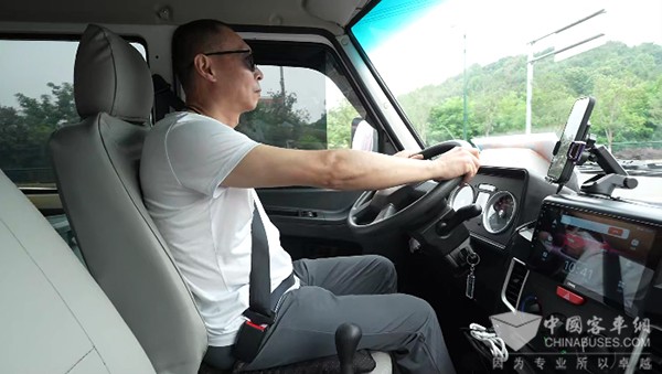 南京依维柯 全新得意 26年 老车主 朱险峰