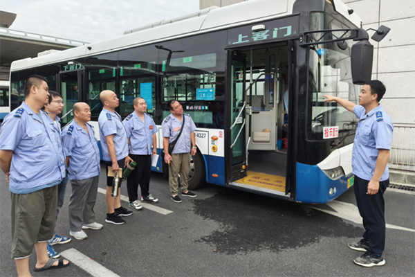 太原公交未雨绸缪 结合实际开展防汛安全知识培训
