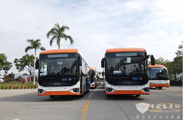 金龙客车 上半年 成绩 突破 城市公共交通