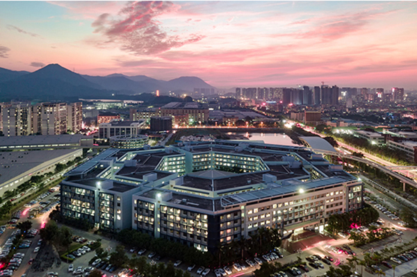 打造软硬件双重安全标准 比亚迪引领智能网联时代安全造车新标杆