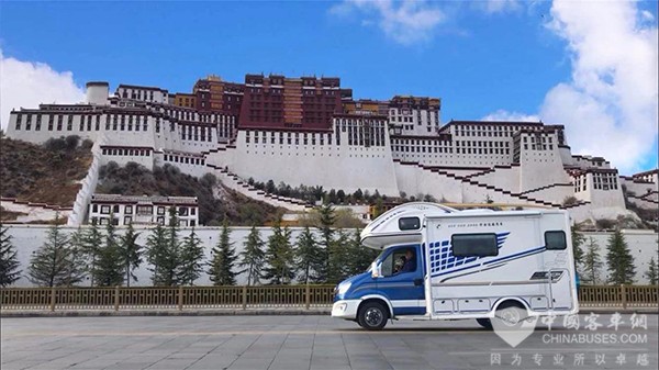 南京依维柯 浪漫生活 露营旅行 交通工具