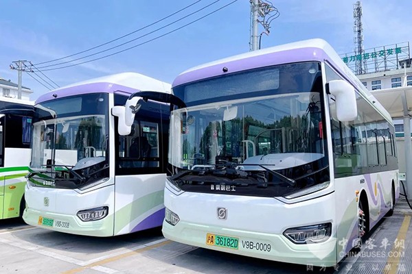 崇明巴士 一等级 无障碍 低地板 新能源公交 崇明