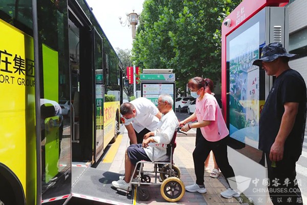 石家庄公交 示范线路 适老化改造