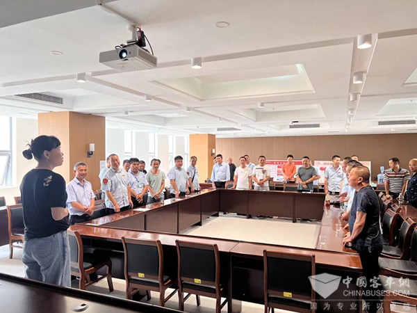 长沙公交集团 比亚迪汽车 职工 定制专线