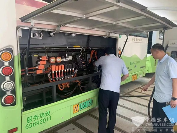 崇明巴士 业务技能  提升服务 树形象 岗位练兵