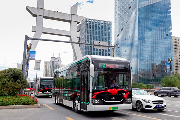 助建高原城市 宇通220台新能源公交车抵达西宁