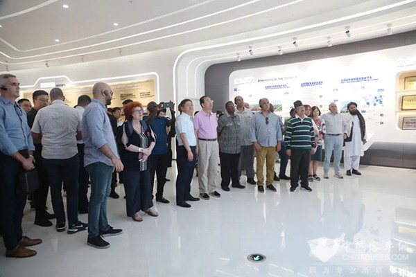 宇通客车 驻华使节 走进宇通 品牌体验中心