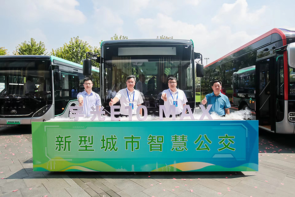 砥砺十载 筑梦前行！中国新能源客车如何实现“全球领先”？