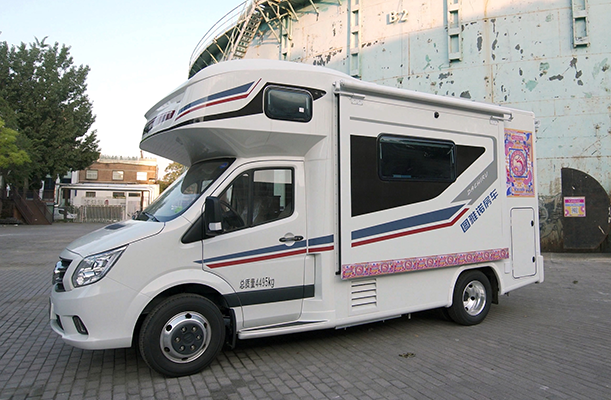 图雅诺旅居车与中国国际时尚周组最强CP 诠释潮流跨界