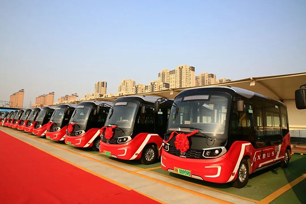 无锡公交“上新” 动态公交可手机预约“点对点”接送