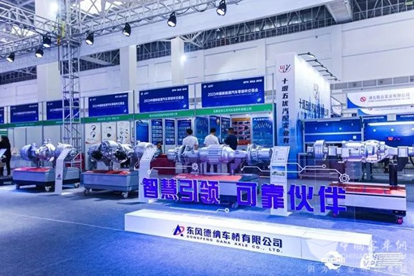 东风德纳车桥 TD440 双联驱动桥 纯电动车桥