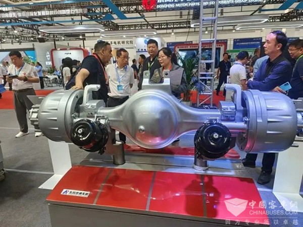 东风德纳车桥 TD440 双联驱动桥 纯电动车桥