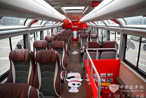 格力钛新能源 欣赏 不同地方 最美秋色 陪伴你左右