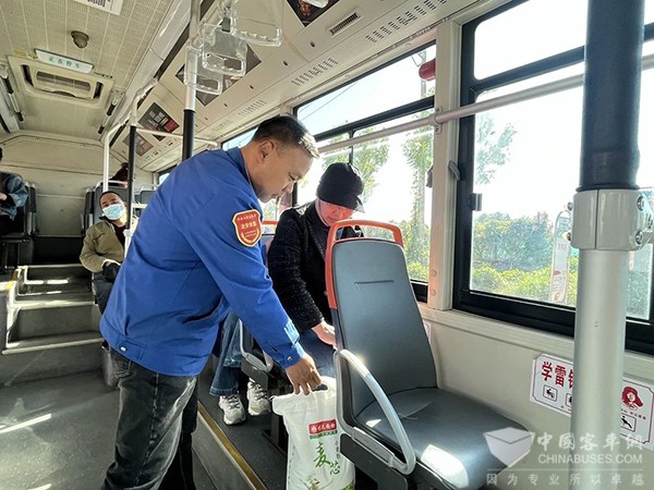 天津公交 敬老卡 乘车人次 敬老服务线路