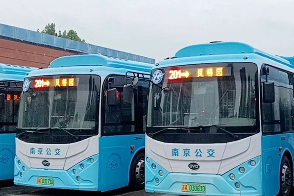 南京公交副总工程师易安强:把握数字化转型 实现跨越式发展