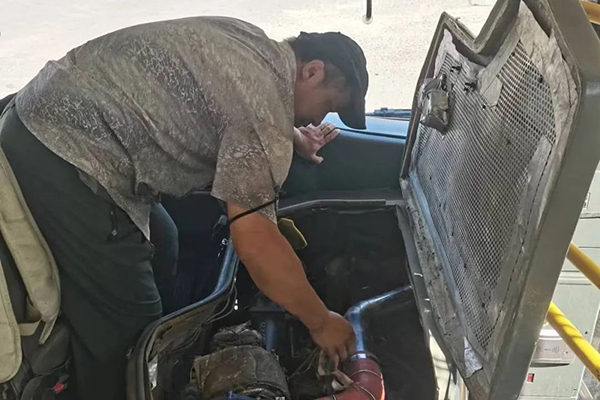 提供优质服务保障 乌鲁木齐珍宝巴士积极做好入冬准备工作