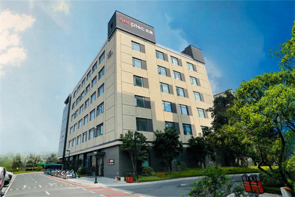 获首届“郑州企业家日”表彰 森鹏电子如何成长为“小巨人”？