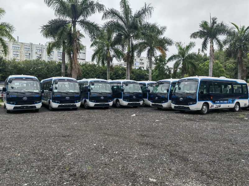 2023年5月 批量准新16座LNG考斯特旅游车