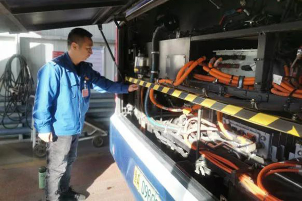 提前进行周密部署 太原公交全力备战冬运为乘客保驾护航