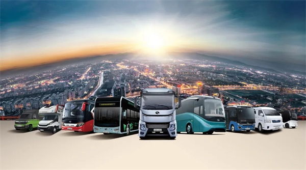 影响客车业|金龙35周年 踔厉奋发担使命 赓续前行向未来