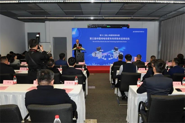 东风德纳亮相上海国际客车展 共商纯电客车车桥发展之道