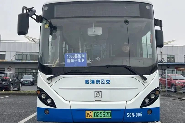 迎接冬至扫墓高峰 浦东公交加强多条途经线路运能储备