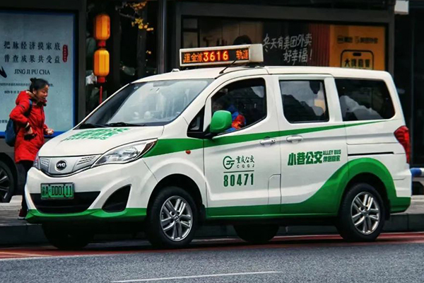 解决居民出行需求 重庆两江公交同时新开3条便民公交线路