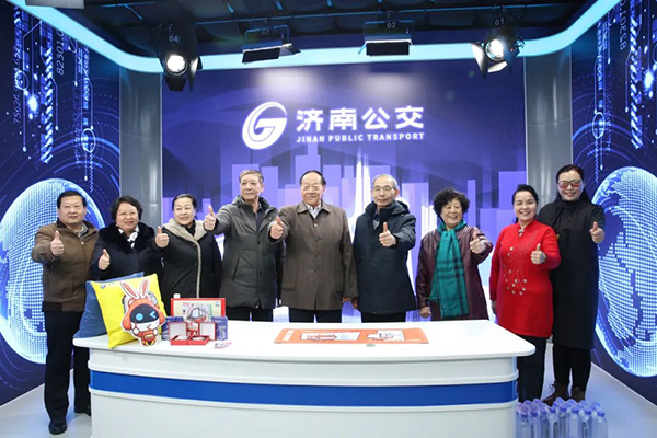 为企业发展建言献策 济南公交集团开展“公交开放日”活动