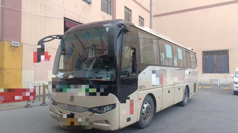 国四39座有安全门缓速器中通6909气囊车 