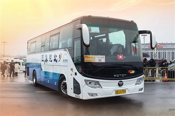 携两款城间客车 福田欧辉完成两会全勤保障任务