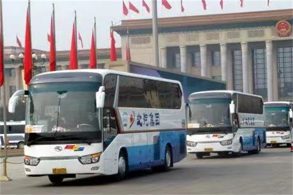 频繁亮相两会背后 金龙客车有哪些故事？