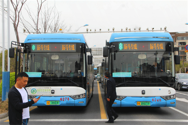 携手扬州公交 亚星纯电动公交服务“扬马”