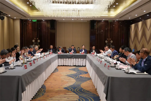 主会场青岛！城市公交分会官宣第六届520公交驾驶员关爱日举办地